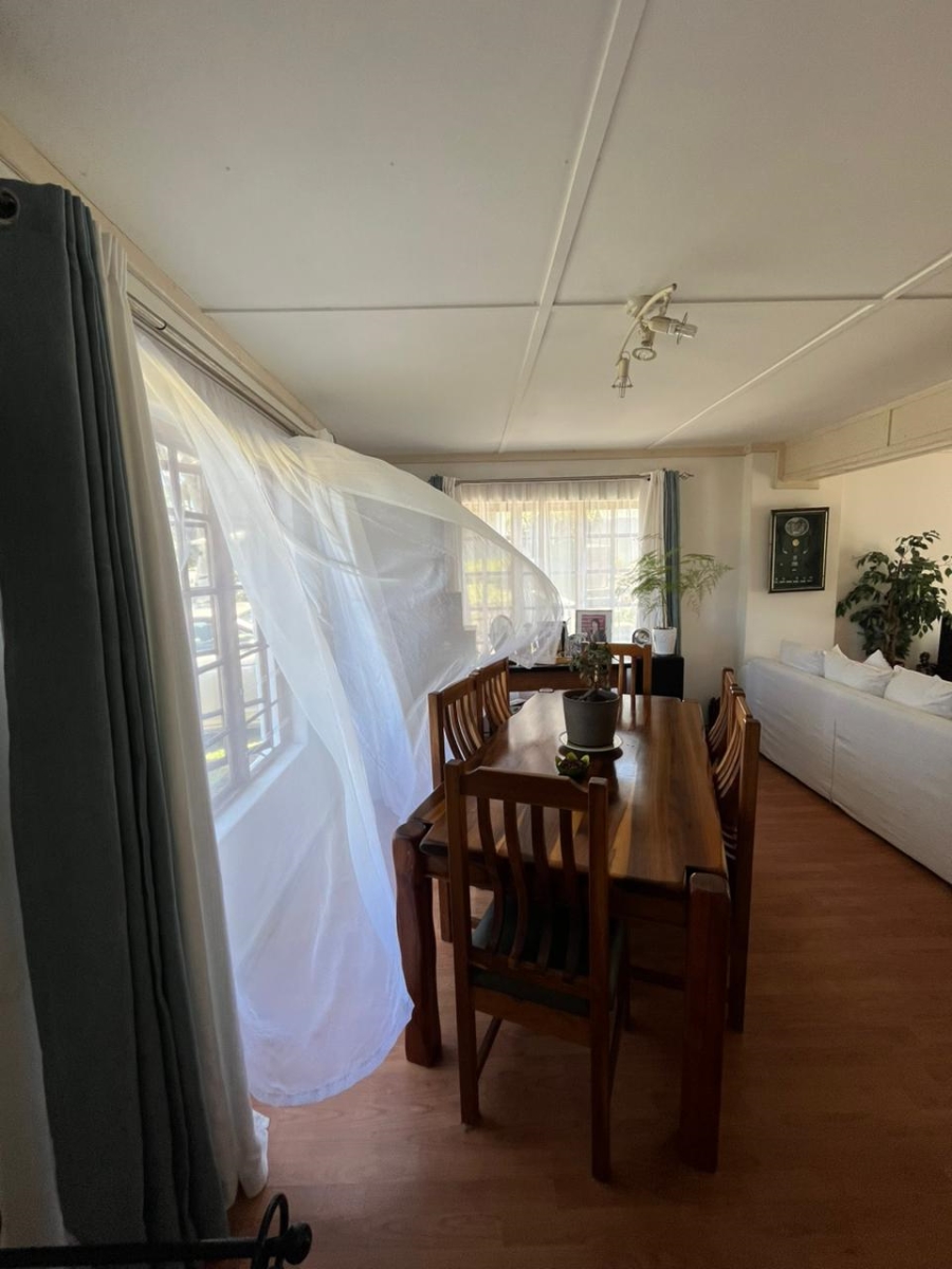 3 Bedroom Property for Sale in Cove Rock Eastern Cape
